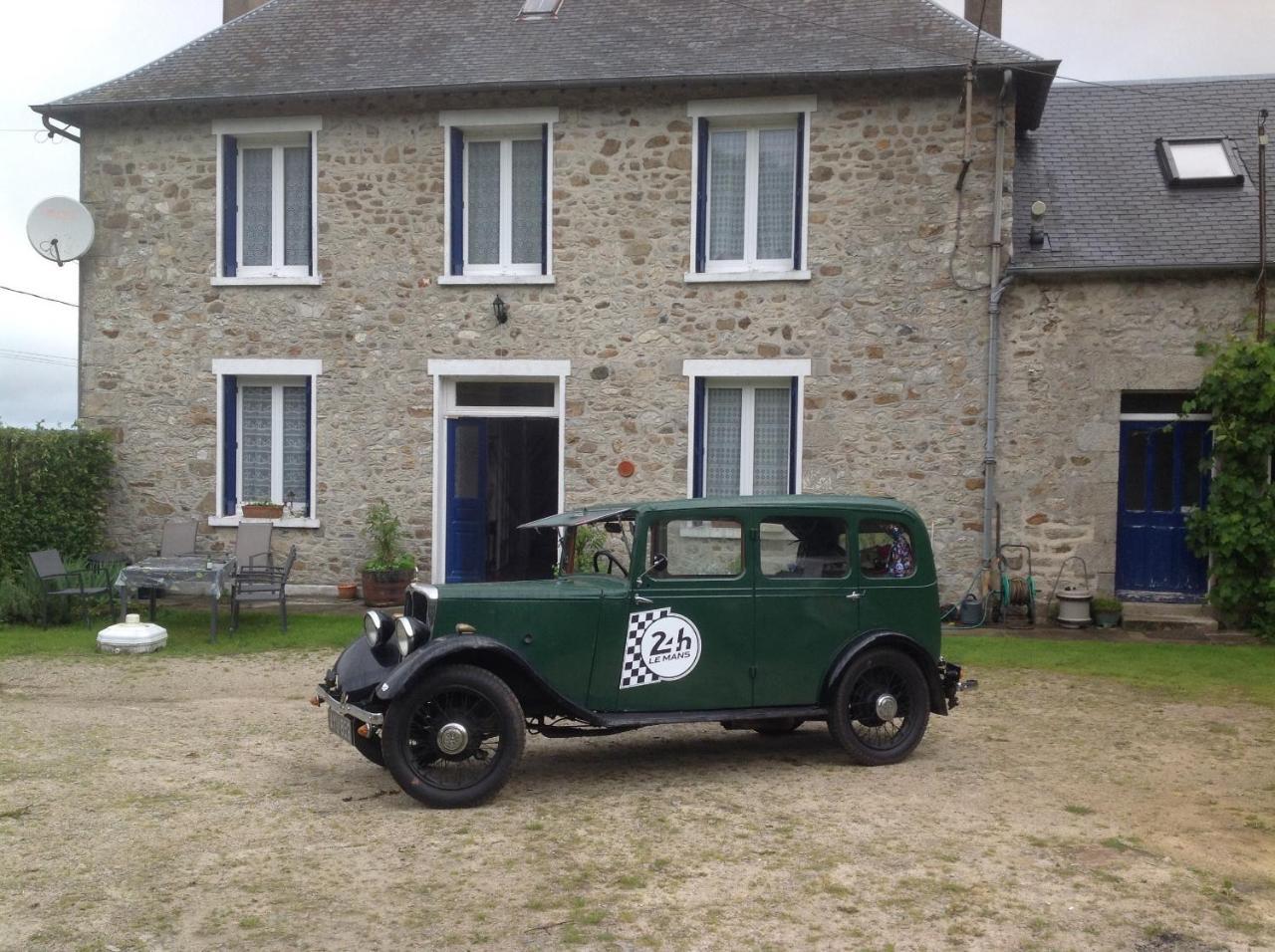 Hotel Les Hautes Loignieres Pre-en-Pail-Saint-Samson Exterior foto